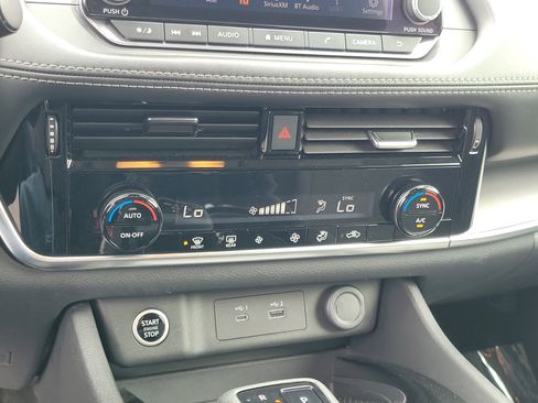 Certified 2023 Nissan Rogue SV AWD/4WD image 27