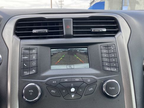 Used 2020 Ford Fusion S image 13