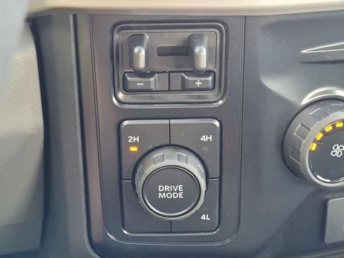 New 2026 Ford F350 XLT w/ FX4 Off-Road Package AWD/4WD image 19