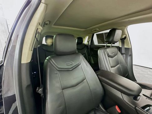 Used 2017 Cadillac XT5 Luxury w/ Driver Awareness Package image 28