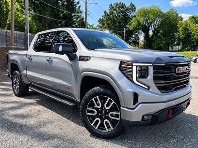 Used 2022 GMC Sierra 1500 AT4 w/ AT4 Premium Package