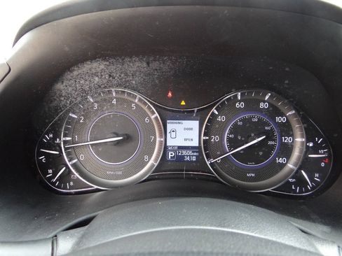 Used 2015 INFINITI QX80 2WD image 16