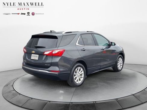 Used 2019 Chevrolet Equinox LT w/ Sun & Navigation Package image 16