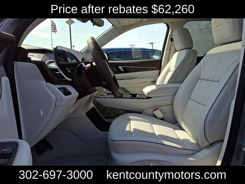 New 2026 Buick Enclave Avenir w/ Super Cruise Package AWD/4WD image 13