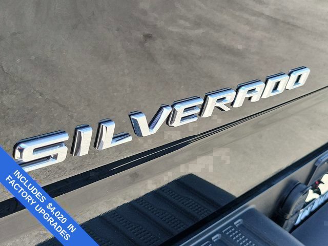 Used 2022 Chevrolet Silverado 1500 RST w/ Z71 Off-Road Package AWD/4WD image 11