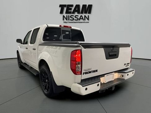 Used 2021 Nissan Frontier SV w/ Midnight Edition Floor Mats AWD/4WD image 4