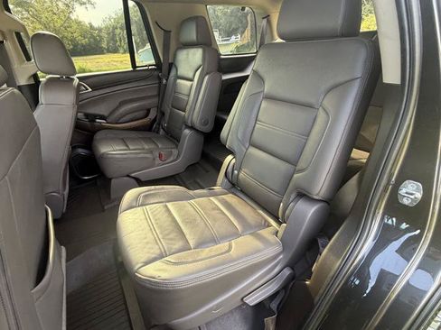 Used 2018 GMC Yukon Denali w/ Open Road Package RWD image 10