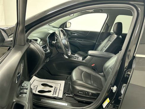 Used 2019 Chevrolet Equinox Premier w/ LPO, Floor Liner Package image 9