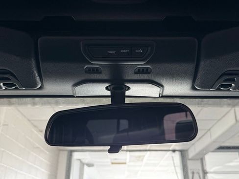 Used 2023 Jeep Gladiator Willys image 21