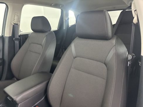 Used 2025 Honda CR-V EX image 11