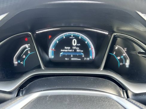 Used 2018 Honda Civic EX image 4