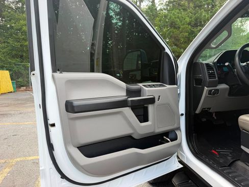 Used 2020 Ford F350 XL w/ Power Equipment Group AWD/4WD image 14