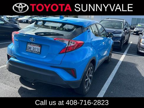 Used 2019 Toyota C-HR XLE image 2