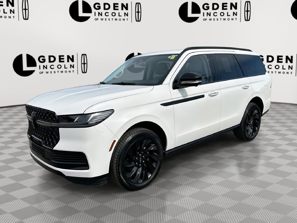 Certified 2026 Lincoln Navigator Reserve w/ Jet Appearance Package AWD/4WD image 1