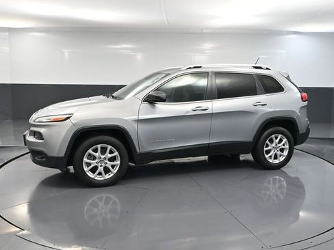Used 2014 Jeep Cherokee Latitude image 9