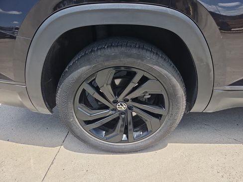 Used 2022 Volkswagen Atlas SE FWD image 16