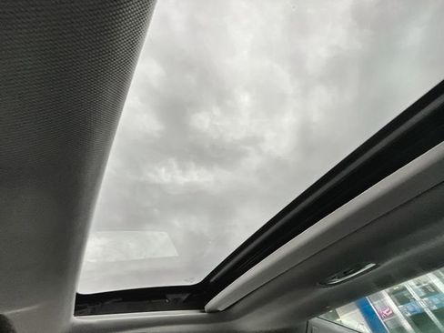 Used 2015 Honda Accord EX-L image 18