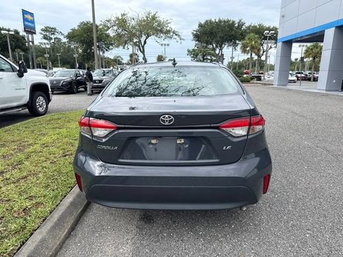 Used 2023 Toyota Corolla LE FWD image 3