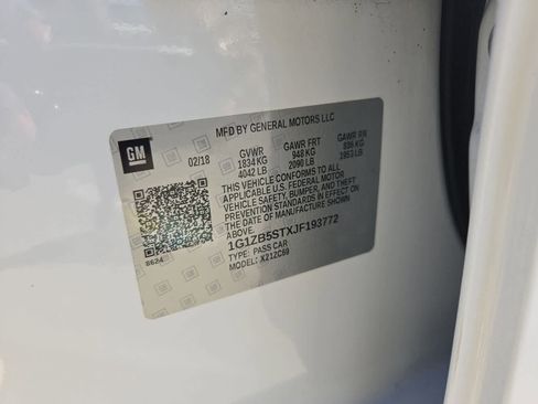 Used 2018 Chevrolet Malibu LS image 33