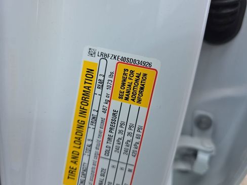 Used 2025 Buick Envision Preferred image 40