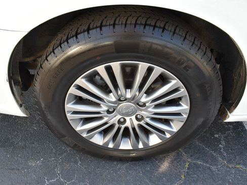 Used 2014 Chrysler Town & Country Touring-L w/ Driver Convenience Group FWD image 34