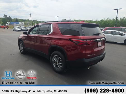 Used 2023 Chevrolet Traverse LT w/ LPO, Floor Liner Package AWD/4WD image 6