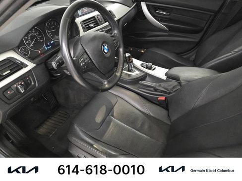 Used 2013 BMW 328i xDrive Sedan AWD/4WD image 18