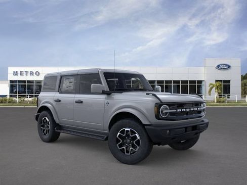 New 2026 Ford Bronco Outer Banks AWD/4WD image 7