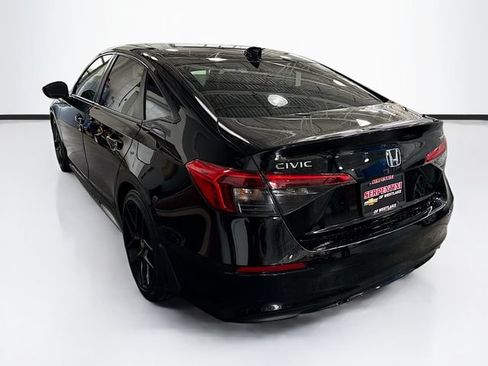 Used 2022 Honda Civic Sport image 8