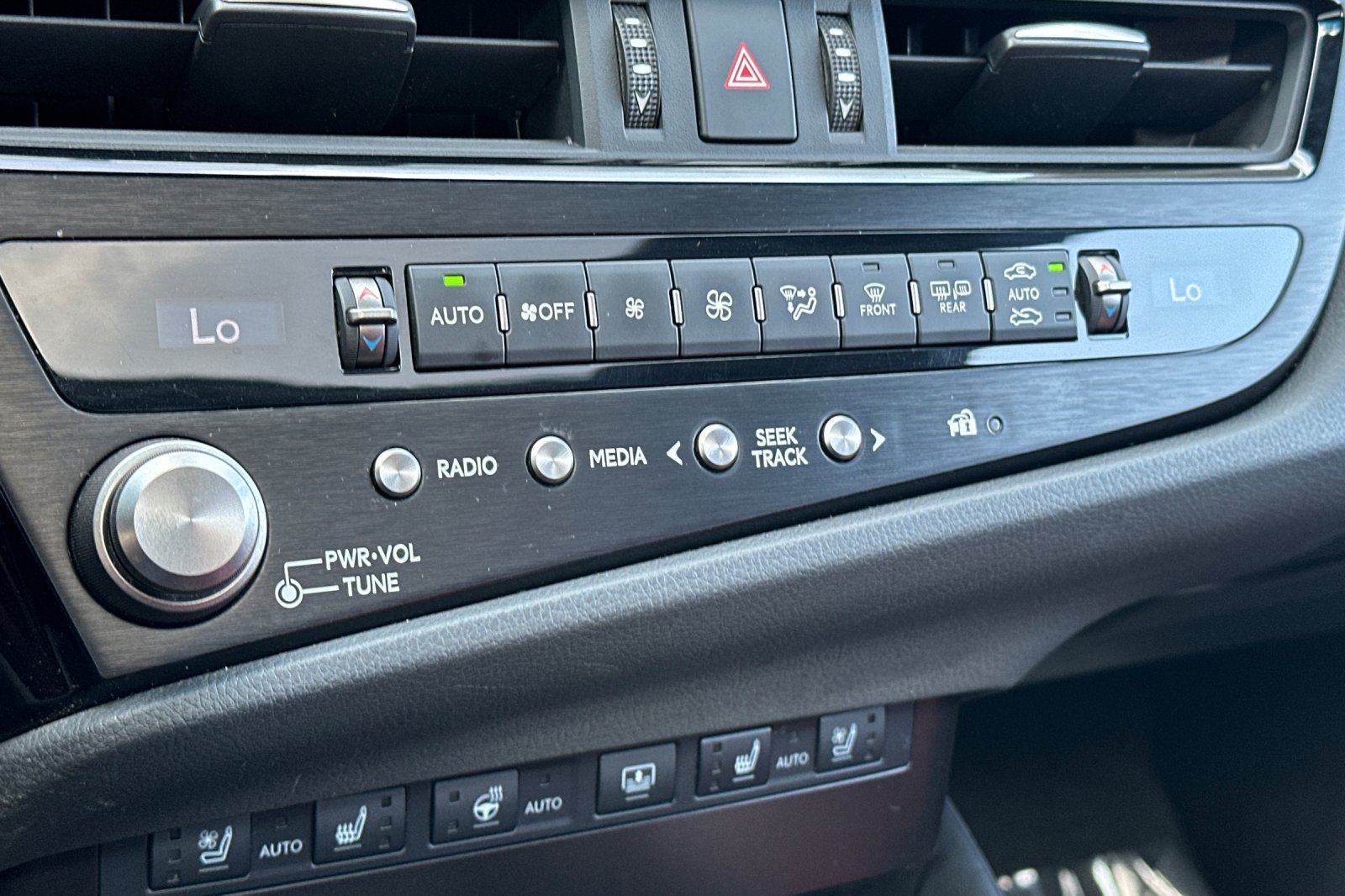 Used 2024 Lexus ES 350 F Sport FWD image 19