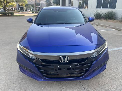 Used 2018 Honda Accord Sport image 3
