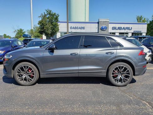 Used 2022 Audi Q8 Premium Plus w/ Premium Plus Package AWD/4WD image 2