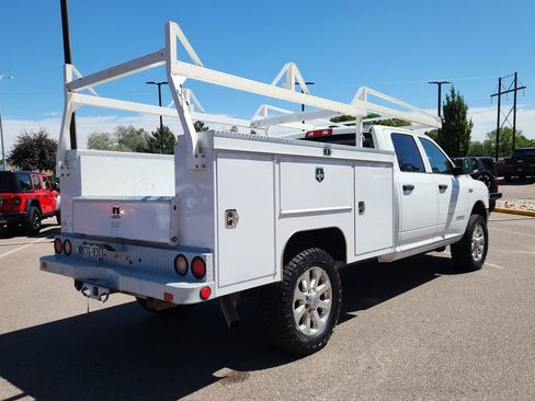 Certified 2022 RAM 2500 Tradesman AWD/4WD image 3