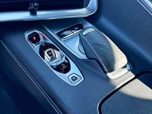 Used 2020 Chevrolet Corvette Stingray Preferred Cpe w/ 2LT Preferred Equipment Group image 17