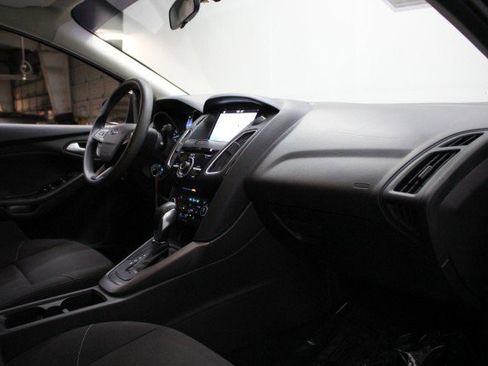 Used 2017 Ford Focus SEL image 22