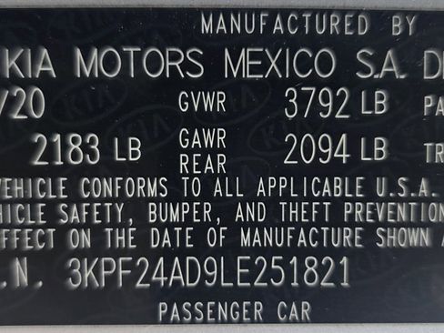 Used 2020 Kia Forte LXS FWD image 35