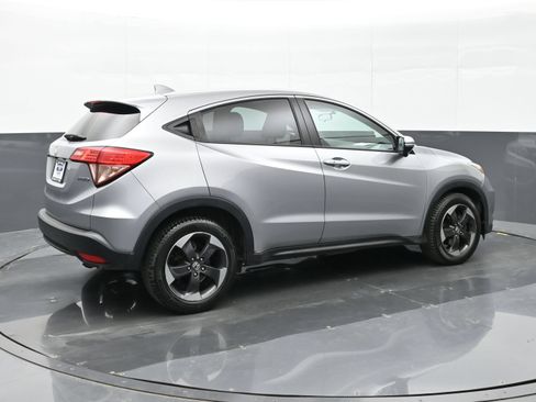 Used 2018 Honda HR-V EX image 4