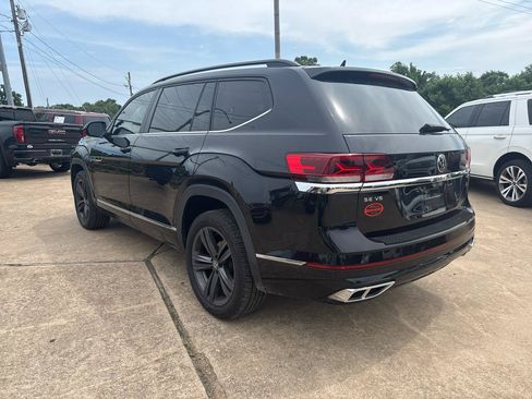 Used 2021 Volkswagen Atlas SE w/ Panoramic Sunroof Package FWD image 7
