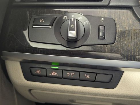 Used 2015 BMW 750Li RWD image 50