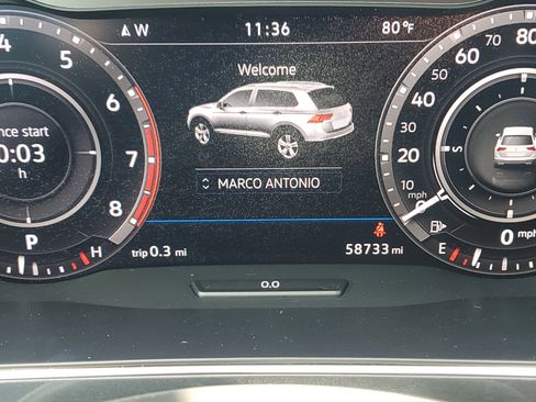 Used 2018 Volkswagen Tiguan SEL Premium image 21