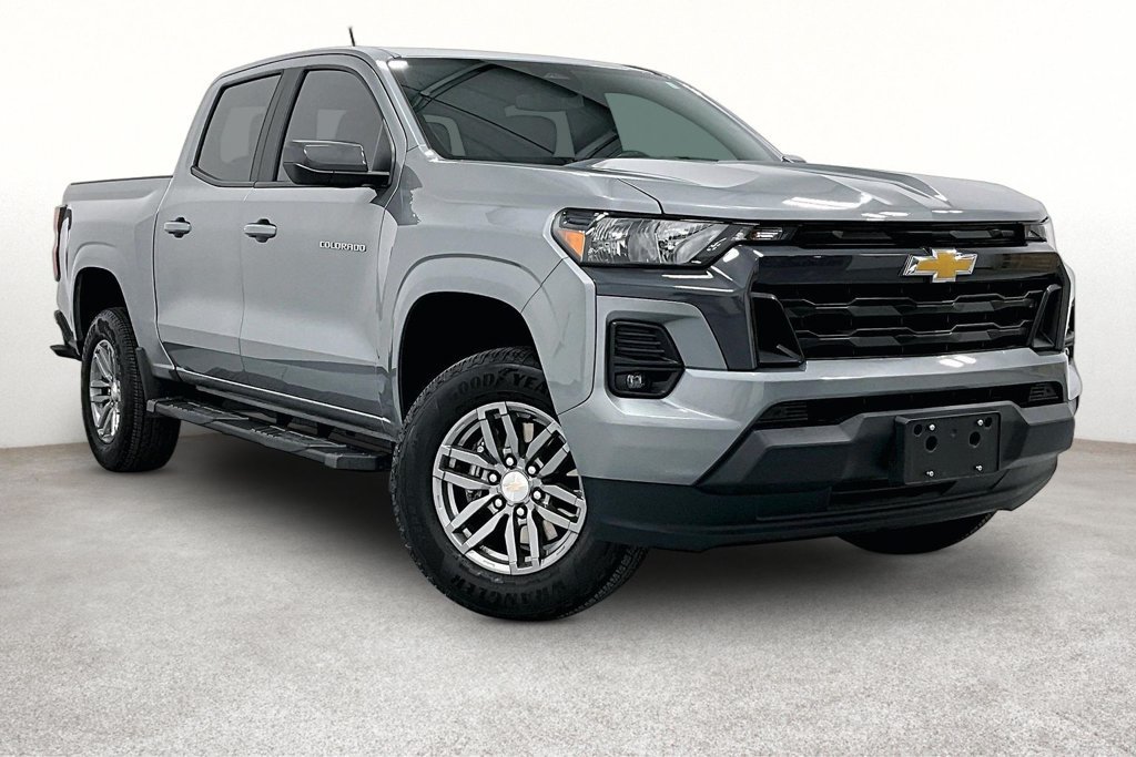 Used 2024 Chevrolet Colorado LT w/ LT Convenience Package RWD image 1