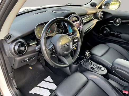 Used 2024 MINI Cooper SE FWD image 15