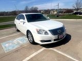Used 2010 Toyota Avalon XL image 3