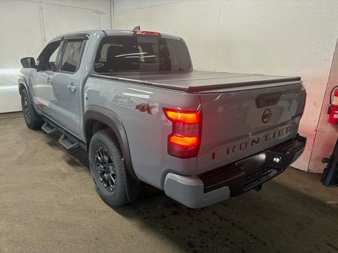 Used 2023 Nissan Frontier PRO-4X w/ Pro-4X Premium Package AWD/4WD image 7