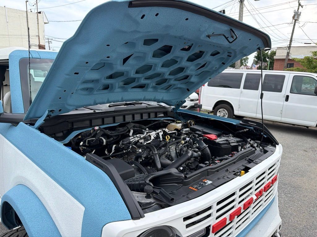 Used 2025 Ford Bronco 4-Door AWD/4WD image 17