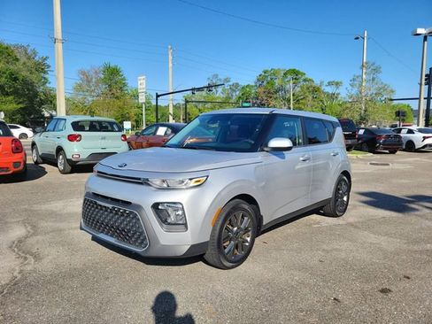 Used 2021 Kia Soul S image 4
