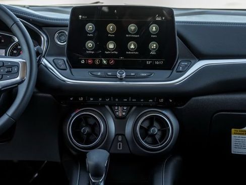 New 2026 Chevrolet Blazer LT w/ LPO, Cargo Package FWD image 18