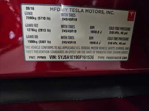 Used 2016 Tesla Model S 70 image 24
