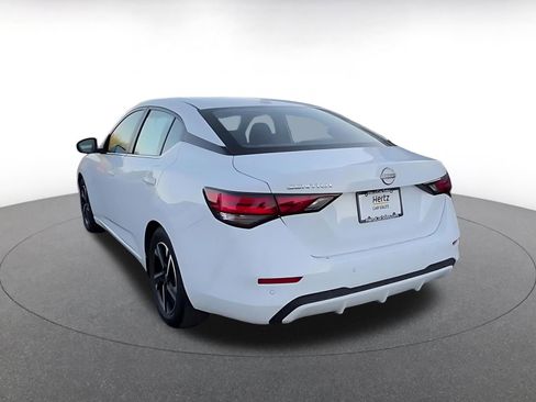 Used 2025 Nissan Sentra SV FWD image 11