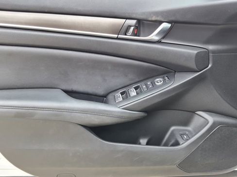 Used 2019 Honda Accord LX image 22